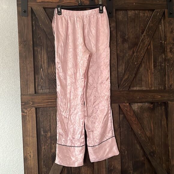 Victoria’s Secret satin logo pajama pants with pockets Xs - Picture 5 of 9